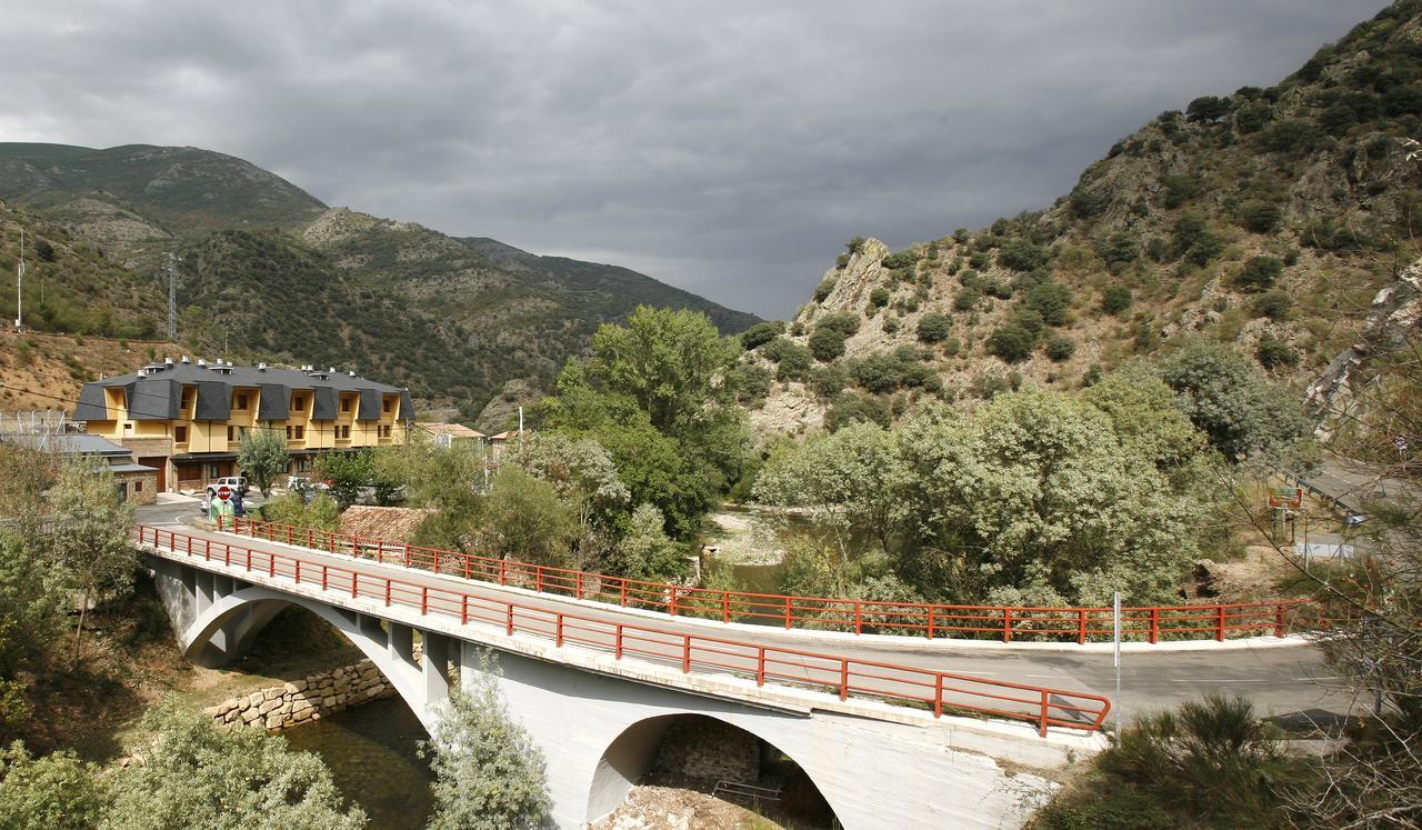 Hotel La Venta De Goyo Viniegra de Abajo エクステリア 写真